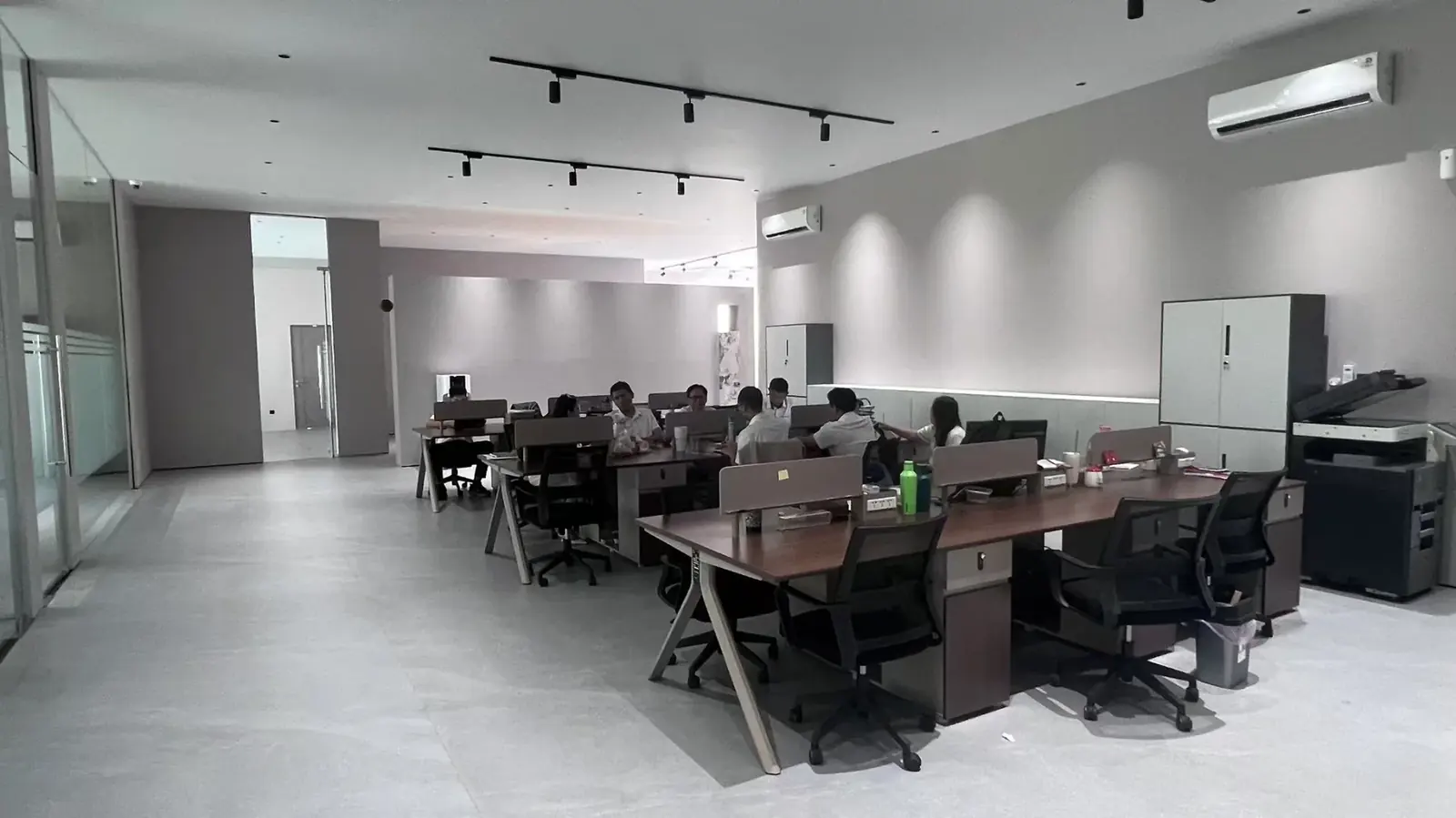 Sudut display koleksi sintered stone ALTARA